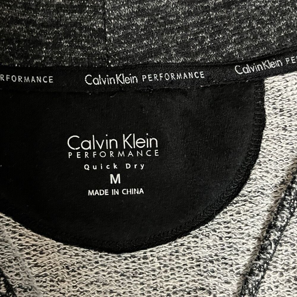 Calvin Klein Performance Quick Dry Size M - image 6